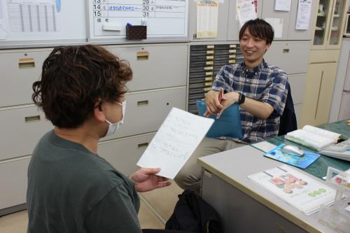 ご利用者宅への訪問は自転車が中心です