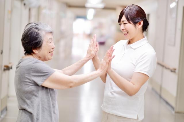 【特別養護老人ホーム】神奈川県小田原市：正社員介護職（介護福祉士）リーダー