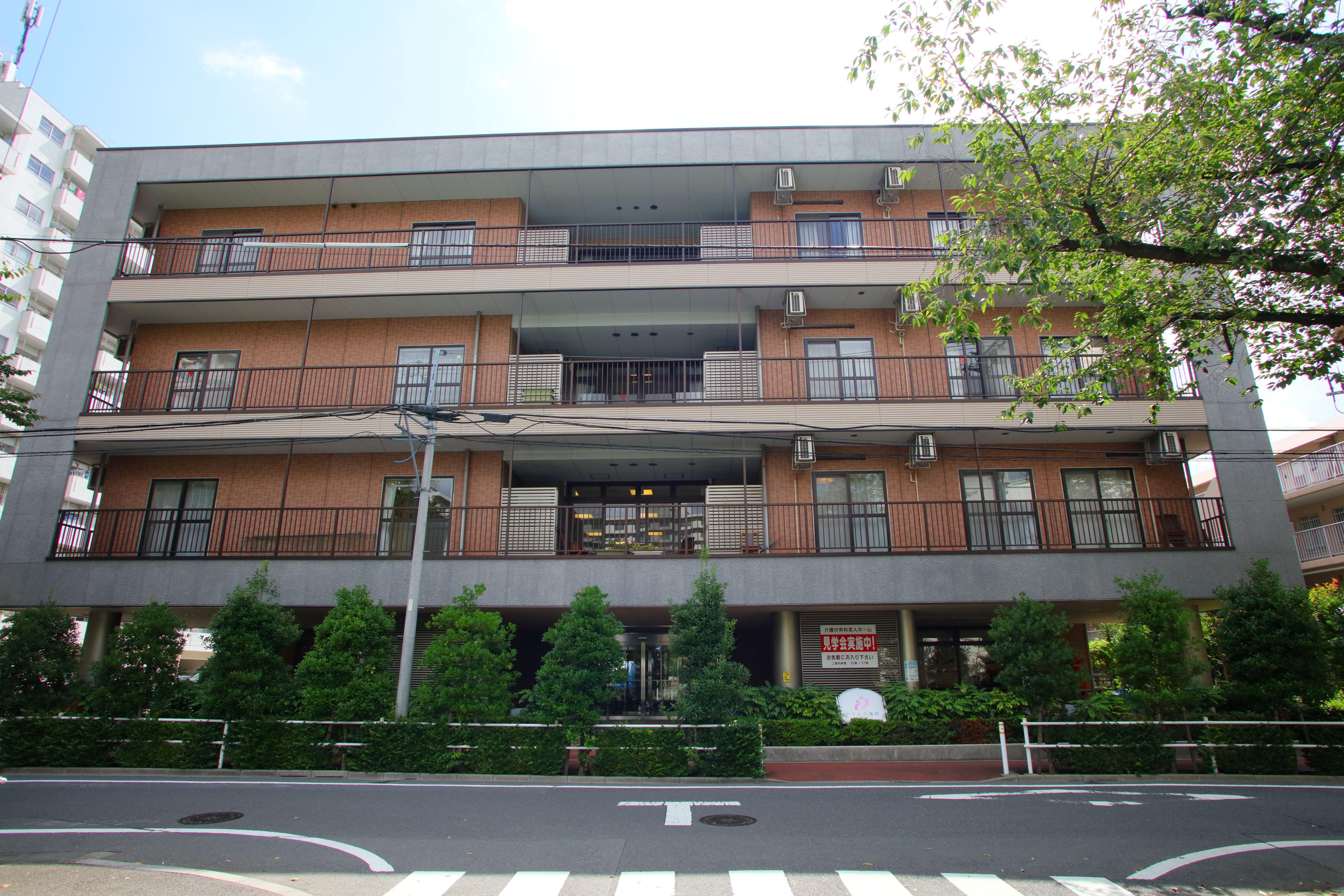 有料老人ホームの理学療法士・作業療法士資格保有必須の求人です